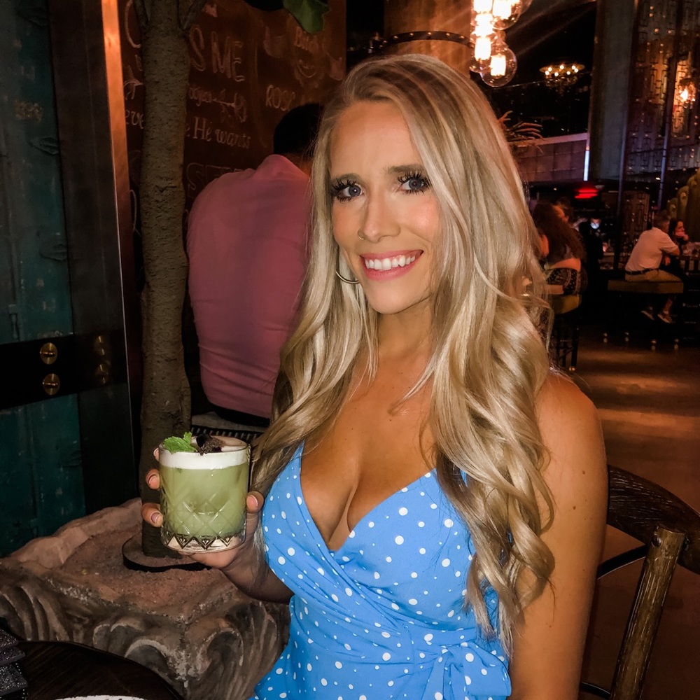 Meet your Posher, Courtney